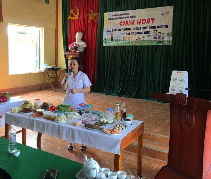 Tuyên truyền tư vấn thực hành dinh dưỡng cho người dân để có chế độ ăn khoa học, phát triển vượt bậc về thể chất và trí tuệ.