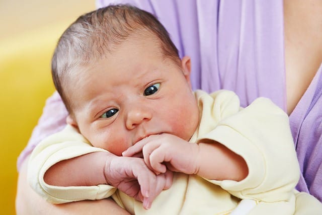 Có tới 20% các bệnh nhân mắc bệnh lác mắt được xác định nguyên nhân gây bệnh là do yếu tố gia đình.