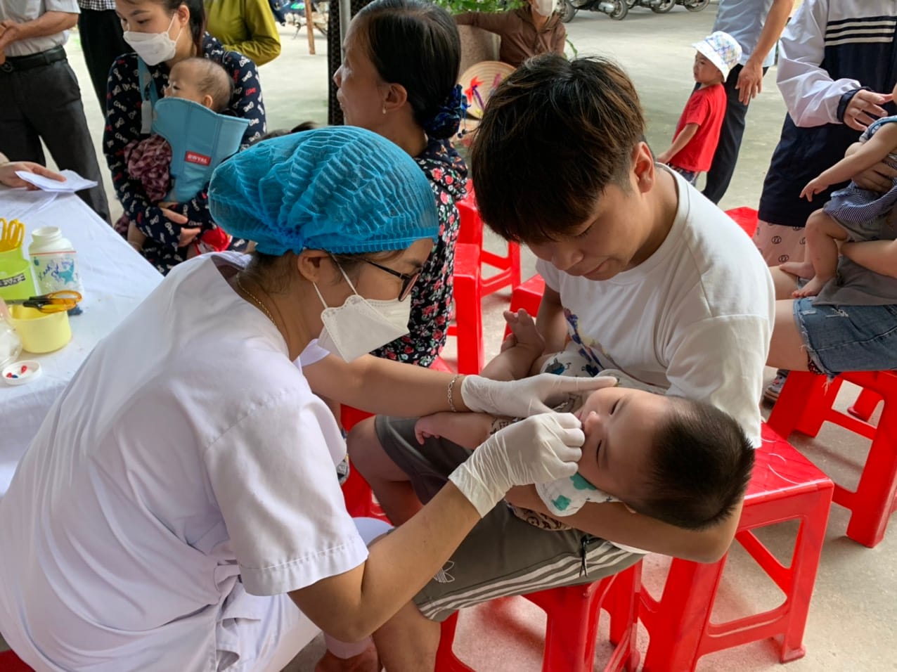 Trẻ từ 6 tháng đến dưới 12 tháng tuổi cần bổ sung vitamin A.