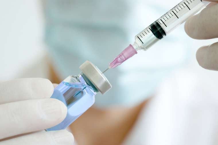 Tiêm vaccine là biện pháp để phòng ngừa viêm não Nhật Bản.