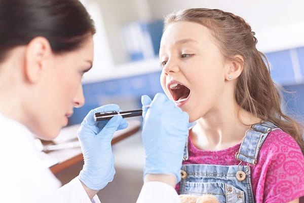 Bệnh tai mũi họng ở trẻ nhỏ: Xử trí đúng và cách phòng ngừa