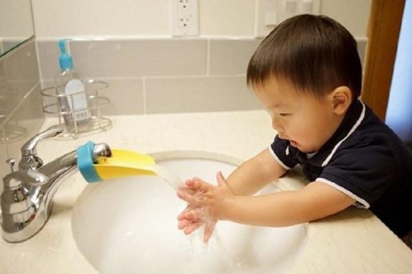 Trẻ tiêu chảy cấp và sai lầm cần tránh