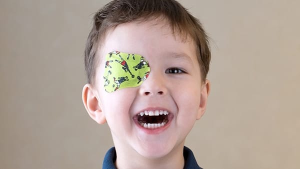 Nhược thị ở trẻ: Dấu hiệu, cách tập luyện điều trị và phòng ngừa