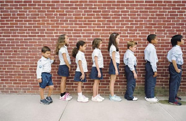 Con mãi thấp còi khiến bố mẹ lo lắng, bác sĩ chỉ rõ nguyên nhân và cách điều trị