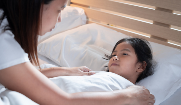 Mẹ có biết hỗ trợ giảm viêm họng không cần kháng sinh?