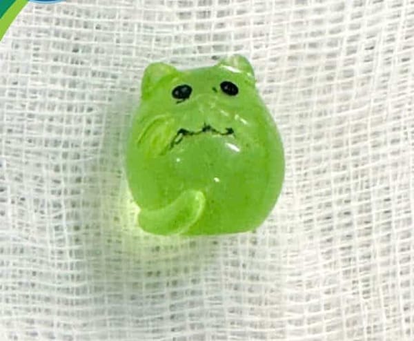 Bé gái đau bộ phận sinh dục, đi khám phát hiện đồ chơi nhét trong 'vùng kín'