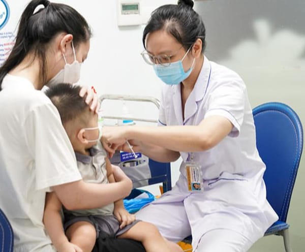 Trẻ mắc cúm B có nguy hiểm không và những biến chứng thường gặp